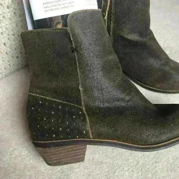 Reef Women's Dark Green Ankle Booties - Picture 6 of 12